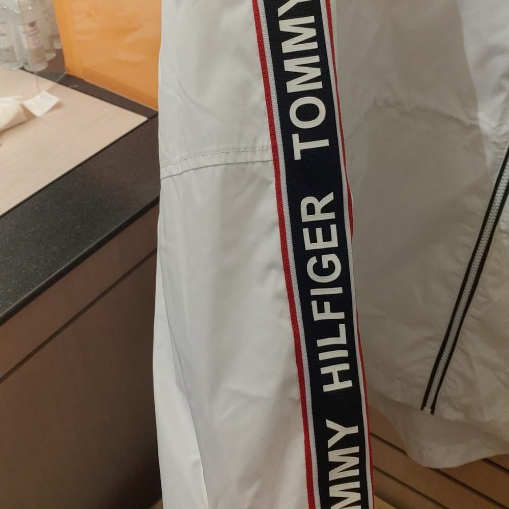 Tommy Hilfiger Ladies Windbreaker Rain Jacket Coat - Picture 12 of 14